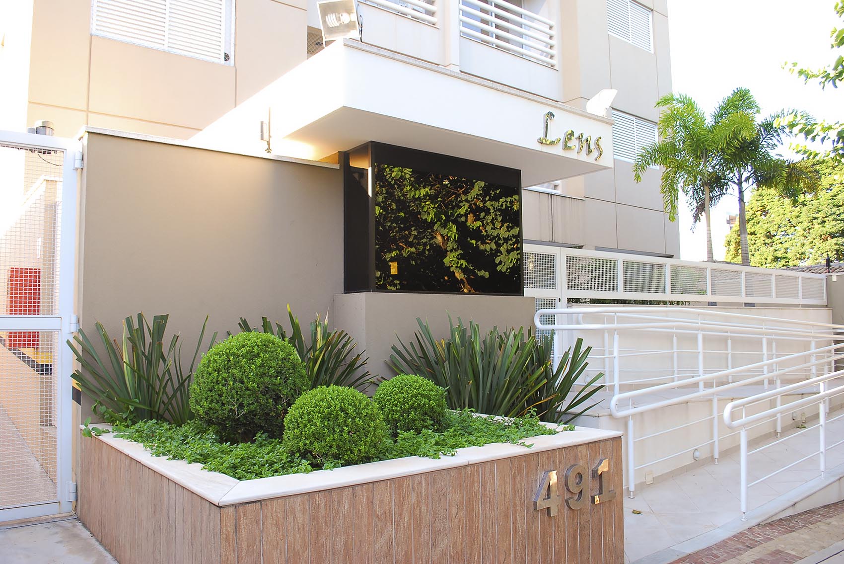 Lens — perspectiva 2